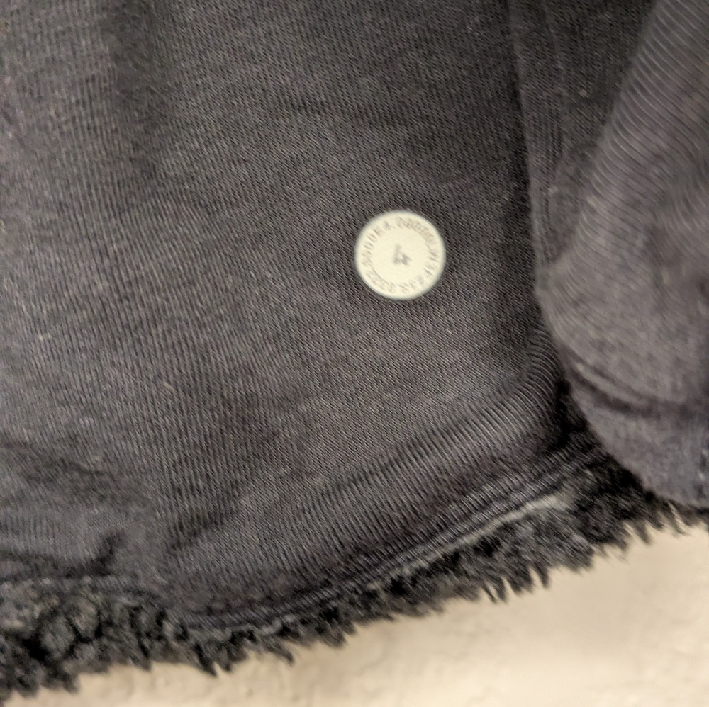 Lululemon Fleece Top - Picture 6 of 6